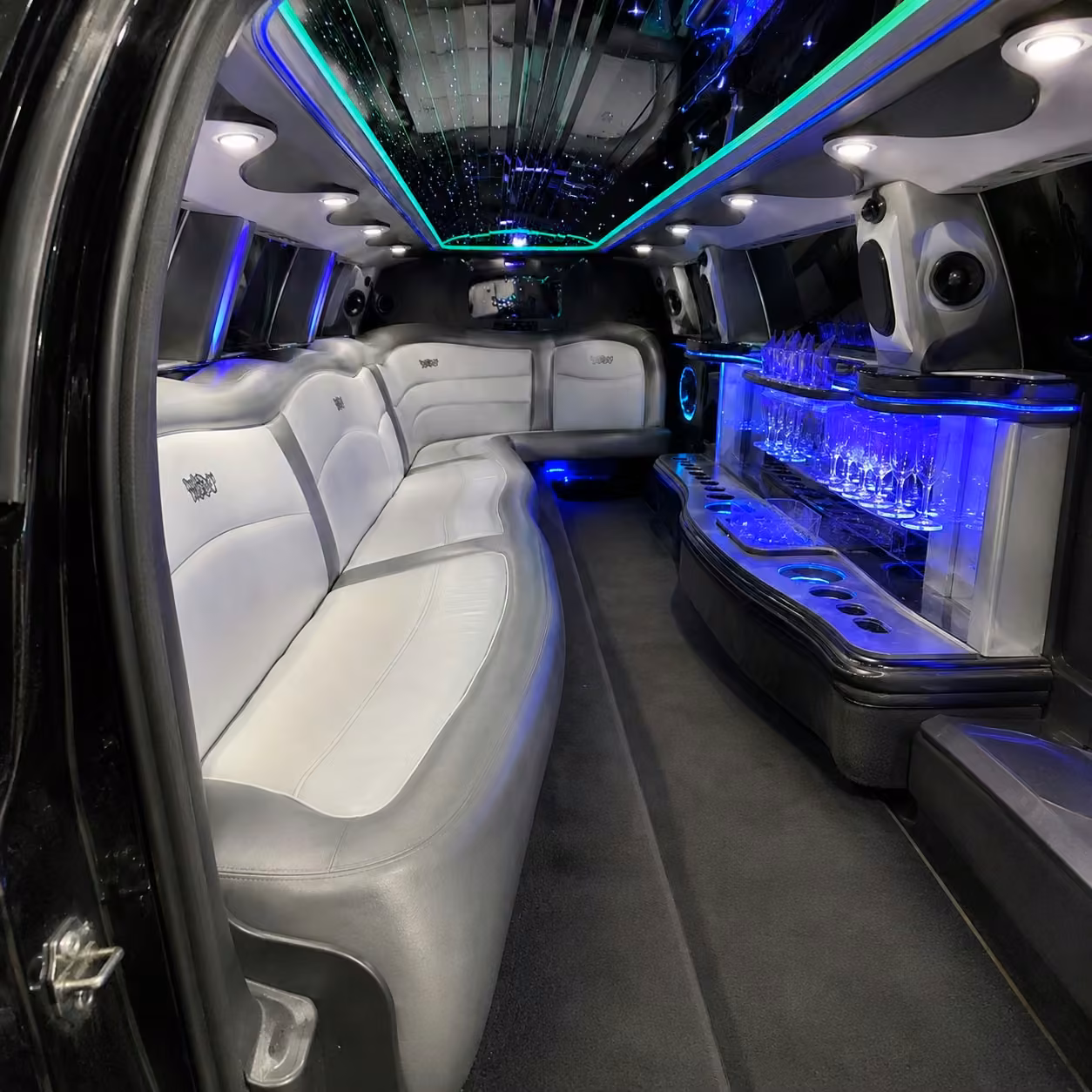 chrysler 300 limo interior